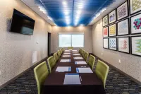 Holiday Inn Express & Suites Allen Park Hotels in Allen Park