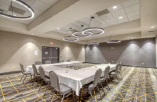 Holiday Inn APPLETON by IHG