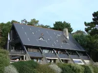 Auberge de Jeunesse HI Cancale Hotels in Cancale
