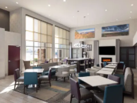 La Quinta Inn & Suites by Wyndham Williams-Grand Canyon Area Hotels in Coconino County