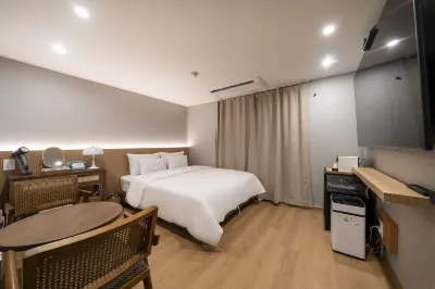 Bucheon Avenue 142 โรงแรมใกล้บูชอนวอนมีพาร์ค
