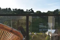 Sekar Arum Villa di Mahkota Sangkuriang Glamping Hotels in Cisarua