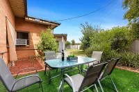 Gazebo Motor Inn - Strathmerton - Inns