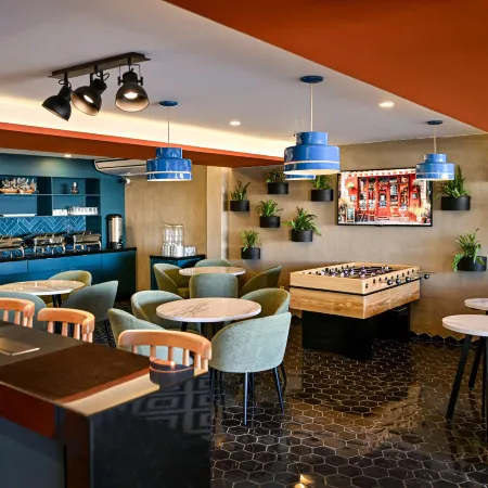 Vista Express Guadalajara Expo SureStay Collection by BW