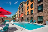 타운플레이스 스위트 바이 메리어트 스웨데스버러 로건 타운십