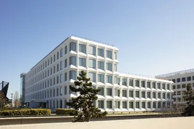 Hilton Garden Inn Paris Orly Airport Hôtels à proximité de : MERMOZ ACADEMY Orly/Rungis