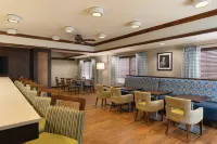 Hampton Inn Franklin/Milford - breakfast