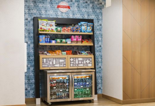 1. 햄프턴 인 맨해..