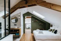 Maison Hubert