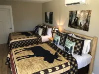 Riverside Cabin 3 - (Brand New Construction) Hotels near Safeway