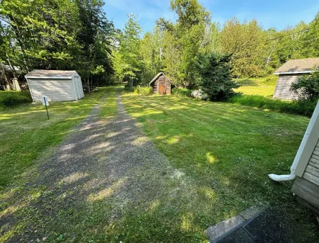 Cozy lakefront home on Dowling Lake, Superior WI. Private dock w/Kayaks.