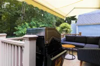 King Bed 'Romantic Tiny Home Escape' Cozy up!