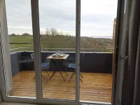 Appartement T2 Calme et Lumineux Avec Balcon à 10mn de la Citadelle de Blaye Hotels in Blaye-et-Sainte-Luce