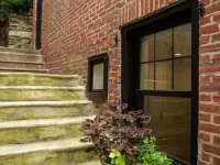 Shurs Lane Cottage, EV Charging, Free Parking, in the heart of Manayunk Hotels near Cliveden