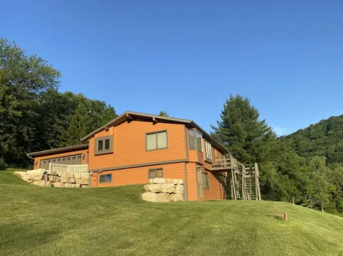 Secluded, Romantic, Family Friendly And Cozy, Last House In The Valley.