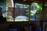 Evergreen Cottage @ Maui Adventure Villa