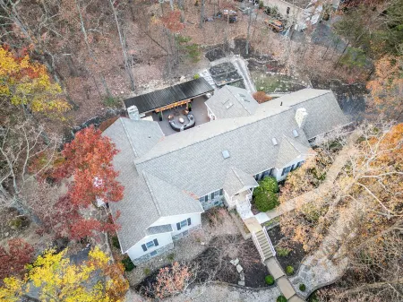 Grand and Gorgeous in Massanutten