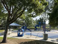 Chic Nest parent’s favorite! Irvine, Laguna, Best location!