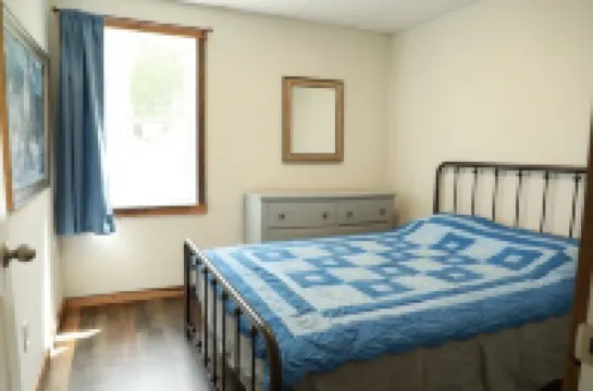 Live the Lake Life In A Brand-New House Hotels in 