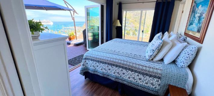 Eagle’s Nest | Voted Best Panoramic View in Avalon โรงแรมในอวาลอน