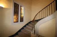 3000 sq f, in the old  Saumur city , along the Loire river. Charm & great views