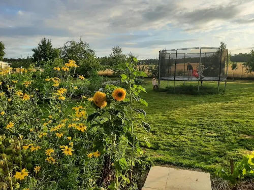 Chalet in the orchard and play garden Hotels in Keidelheim