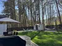 4 bedrooms, Simpsonville, family-friendly, great fenced back yard with fire pit