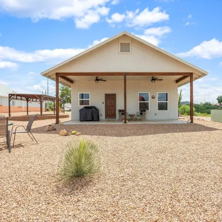 Experience the Wild West in Style: Unforgettable Getaway in Tombstone, Arizona!!