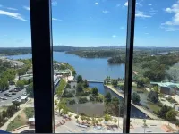 2B2B1C Apartment with Stunning Lake Views Hotels in Belconnen