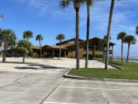 Titusville Holiday Home