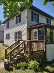 Very comfortable house in the heart of Big Bay, with everything you need.