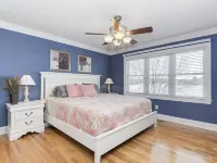 #1 Rated Vacation Home w/ Deep Water on the Main Channel クラインズのホテル