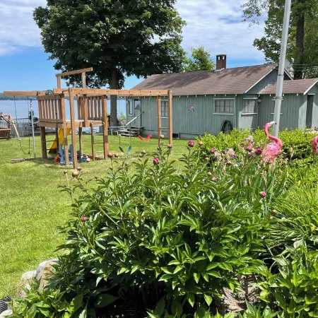 Beautiful Waterfront Hubbard Lake Cottage #3