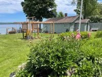 Beautiful Waterfront Hubbard Lake Cottage #3
