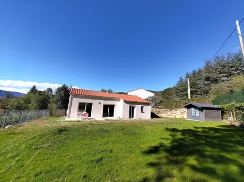 Maison de Vacances Plain Pied 6 Couchages -2 sdb - Jardin -vernet les Bains 韋爾內萊班酒店