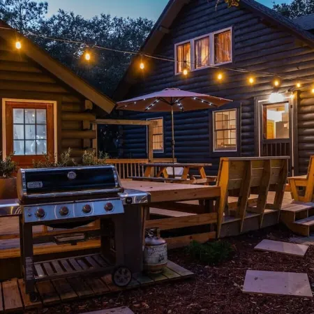 The Cabin - Unique OBX Stay, Huge Yard!