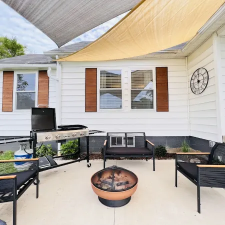 Lakewoods Cottage