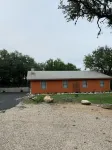 Hummingbird Cabin, located down Riverroad close to local shops and restaurants!