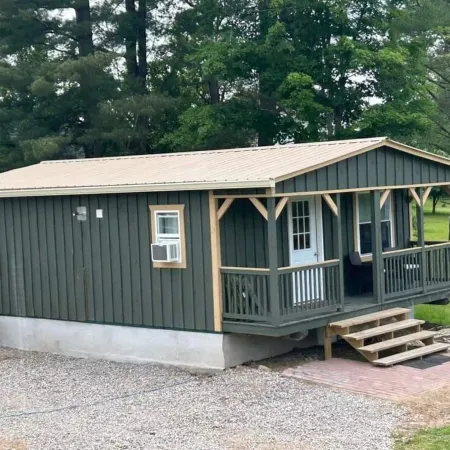 Cozy Adk Cabin in Tupper Lake - Near Rail Trail, Wild Center & Brewery