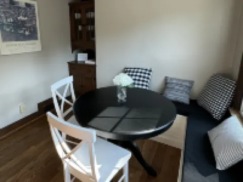 Walk anywhere on campus! 3BR home in College Heights. Hotels in State College