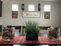 50% to Book the Gecko Home - Clean 3BR - Sleeps 6- By TNT.