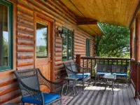 Moose Horn Lodge- A Clean Cabin for Families, Wedding Goers & Montana Adventures Hotels in Pray