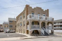 Seaside Suite • Steps to Beach & Boardwalk • Prime Location - 4-Star