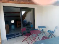 Passage 3 Hotels in Montaren-et-Saint-Mediers