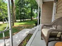 Sunny home across from Lake Barkley, fenced yard patio w/grill convenient to LBL