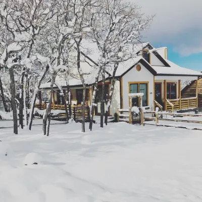 Charming Mountain Cottage.