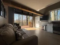 Tucked Away Treehouse- on the KY Bourbon Trail