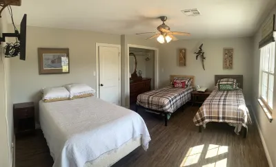Condos at Lake Texoma, Buncombe Creek Hotels in 