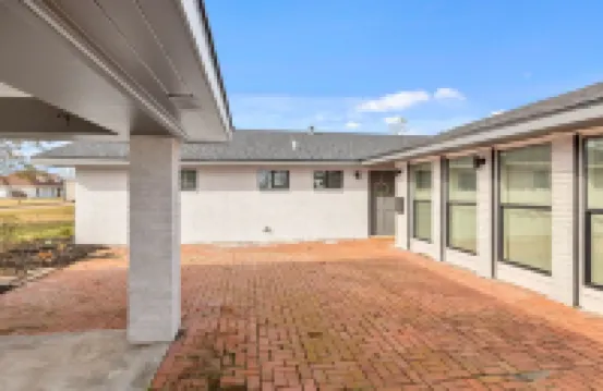 3Bd Getaway with Pool: Paradise Near the Casinos