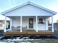 Quaint Village Cottage Hotels in Hartwick